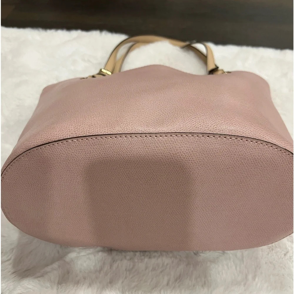 Michael Kors Med Carryall Tote
Ballet Pink